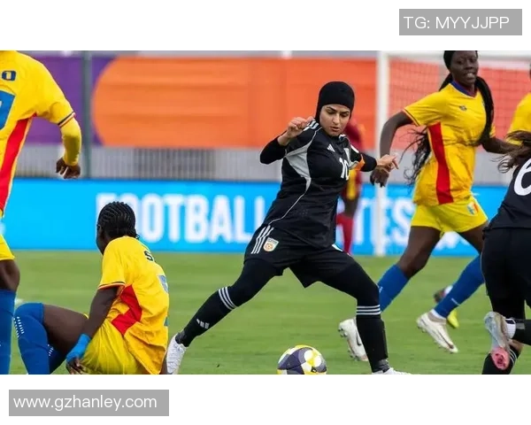 当球星妻子走上绿茵场她们的足球水平是否令人意外 当球星妻子走上绿茵场她们的足球水平是否令人意外