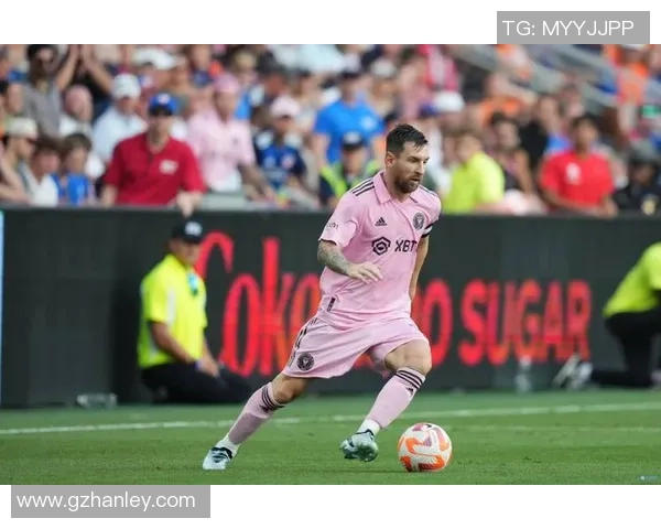 明星热议梅西：从足球场到聚光灯下的传奇故事与人生跨界之路