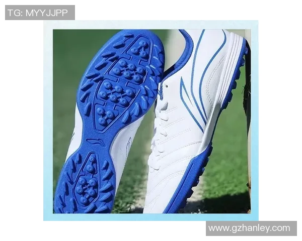 李宁足球鞋助力球星展现速度与激情 足球场上的最佳选择 李宁足球鞋助力球星展现速度与激情 足球场上的最佳选择