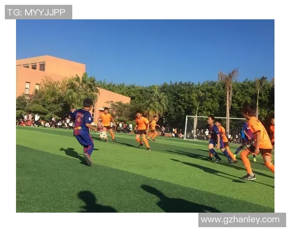 足球传奇人物再起航 向未来的巅峰挑战与跨时代对决 足球传奇人物再起航 向未来的巅峰挑战与跨时代对决