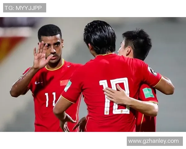 足球巨星踏长城，征服古今中外球迷